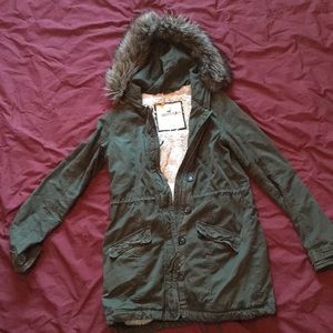 Hollister cozy-Lined Down Parka